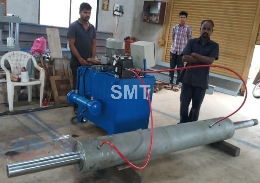 Hydraulics services by SMT